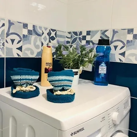 Tenerife Holidays Apartment *